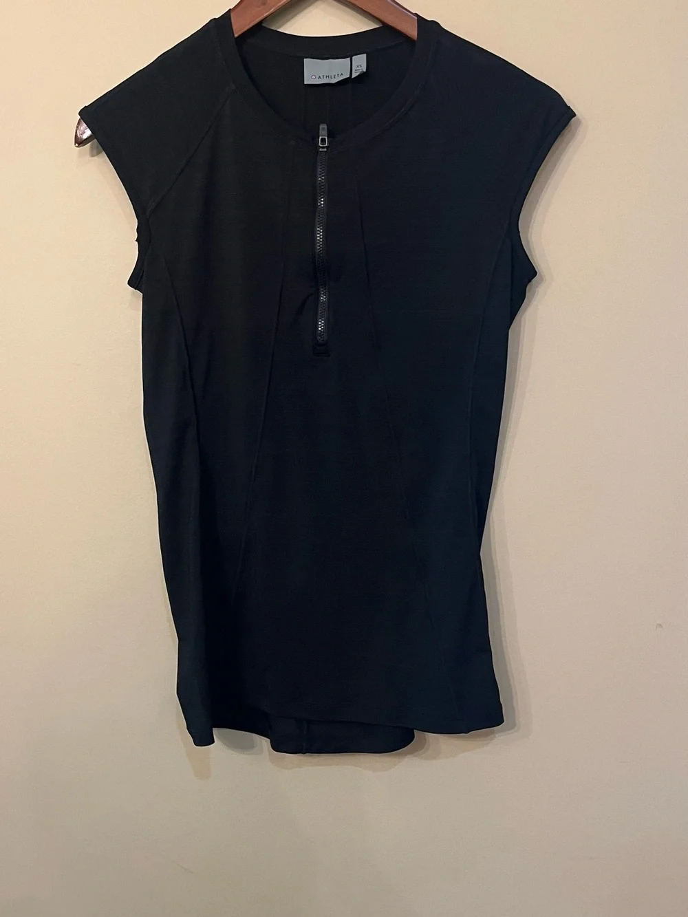 Athleta Pacifica UPF 50+ Tank Top rear zippered pocket, zip front activewear XS